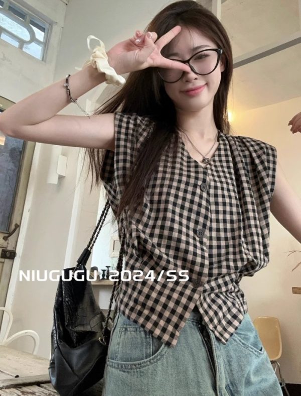 Show young sleeveless tops summer single-breasted shirt for women